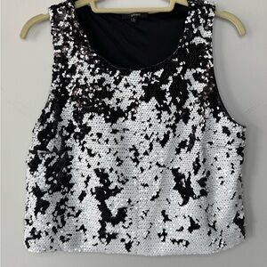 Gilbert Black & White Transforming Sequin Top – Size Large